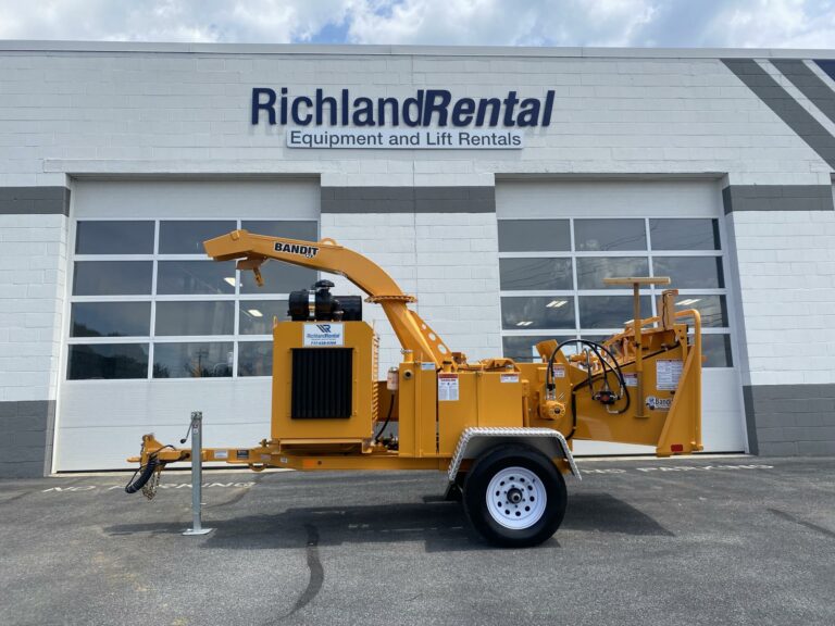 12" Wood Chipper For Rent