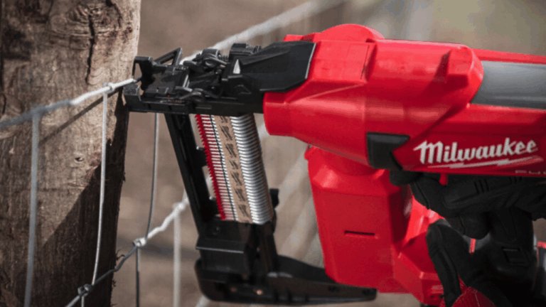 Milwaukee-M18-Fuel-Utility-Cordless-Fencing-Stapler-M18FFUS-4-1280x720